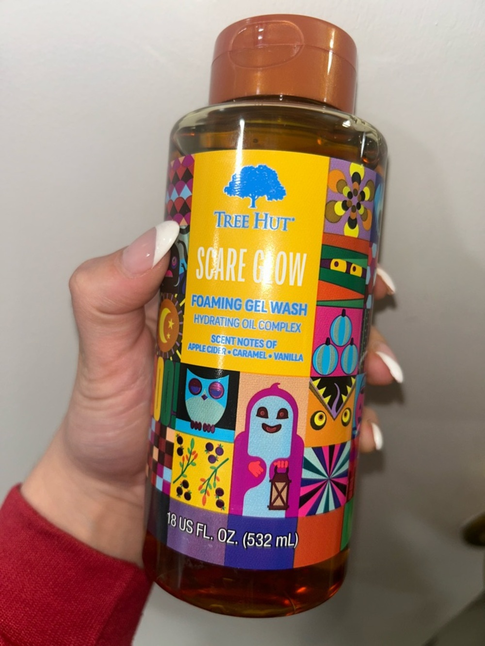 Tree Hut Scare Glow Foaming Gel Wash - Orange